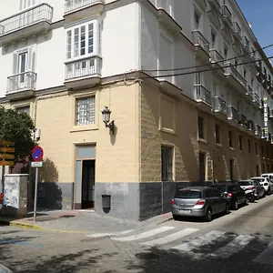 centro-historico-cadiz-11006.hotelsincadiz.net/